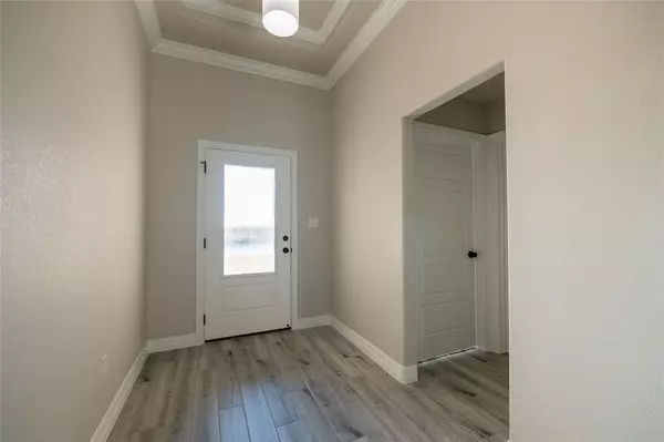 Hewitt, TX 76643,1404 Red Rock Road