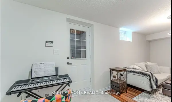 Barrie, ON L4N 0P6,36 Knupp RD