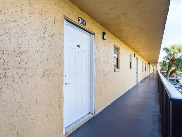 Boca Raton, FL 33428,9370 SW 8th St #301