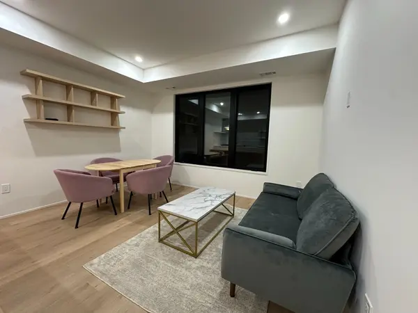 Toronto E09, ON M1G 3R5,35 Portico DR #Garden Suite