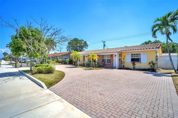 Fort Lauderdale, FL 33308,1910 NE 56th St