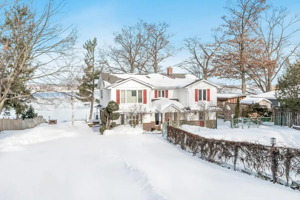 10 White Oaks RD, Barrie, ON L4N 4C1