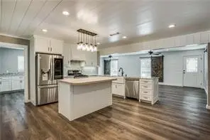 615 N Lamar Street, Tioga, TX 76271