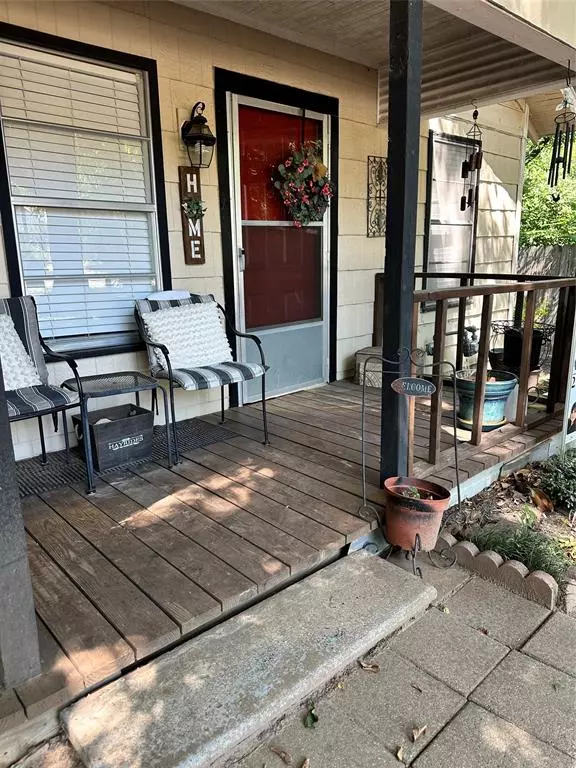 Mineola, TX 75773,1033 N Johnson Street