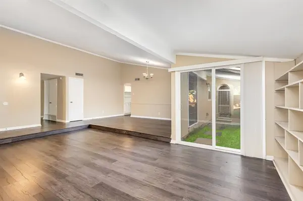 Carrollton, TX 75007,3042 Ravine Trail