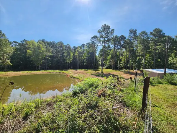 9937 County Road 3250, Timpson, TX 75975