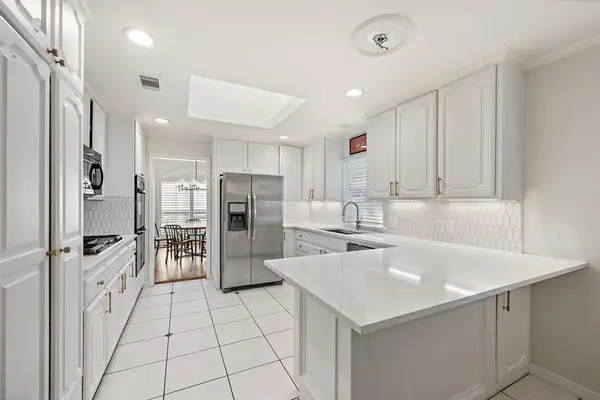 Grapevine, TX 76051,2824 Timber Hill Drive