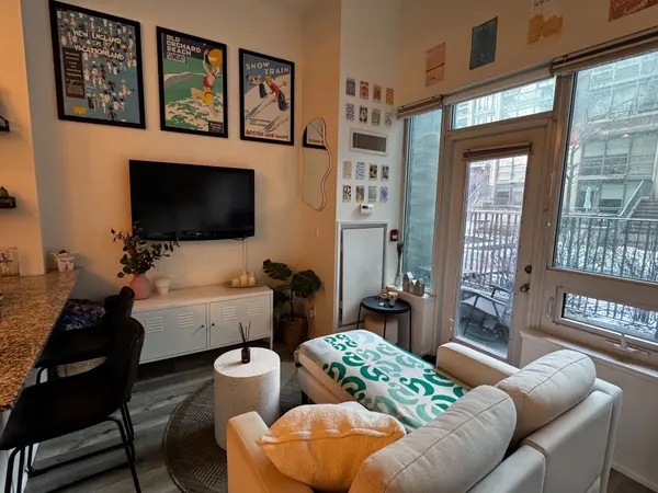 Toronto C01, ON M6K 3P9,55 East Liberty ST #108