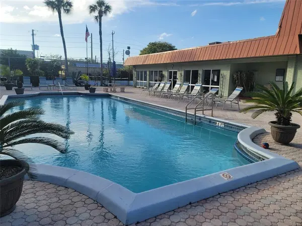 Oakland Park, FL 33311,805 W Oakland Park Blvd #E7