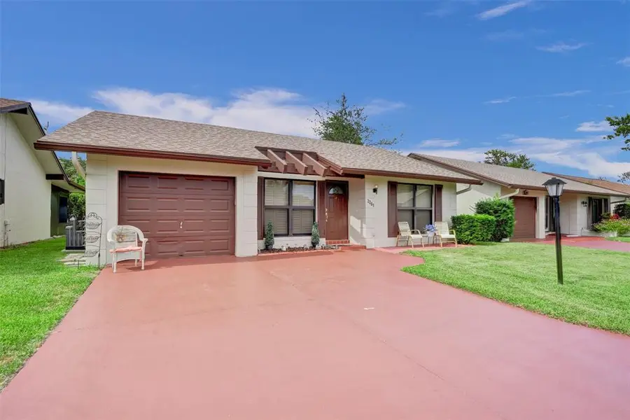 2261 SW 15th Pl, Deerfield Beach, FL 33442