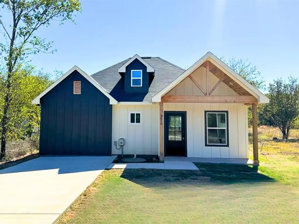 Granbury, TX 76048,5510 Mercedes Circle