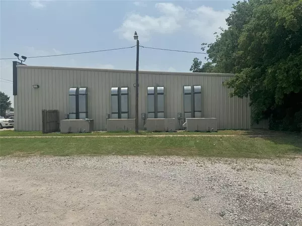 De Leon, TX 76444,800 N Texas Street