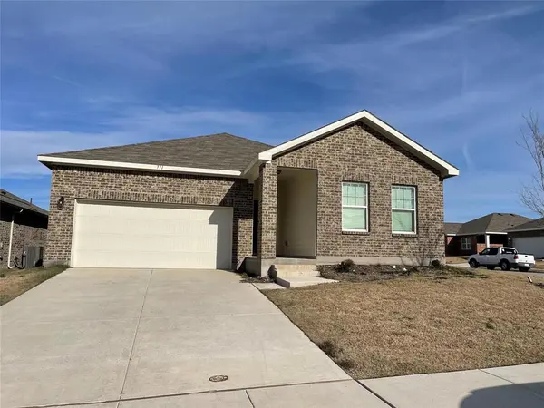 711 Crestridge Drive, Lavon, TX 75166