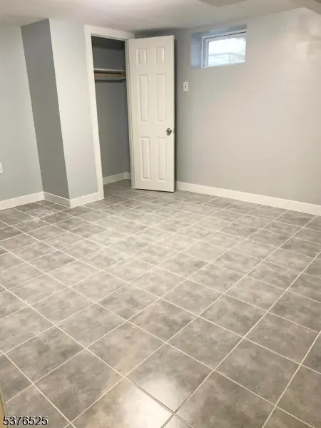 Irvington Twp., NJ 07111,1018 Clinton Ave