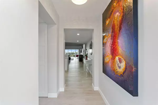 Pompano Beach, FL 33062,615 N Riverside Dr #502