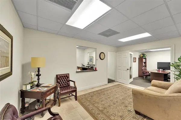 Oakland Park, FL 33334,1400 E Oakland Park Blvd #102