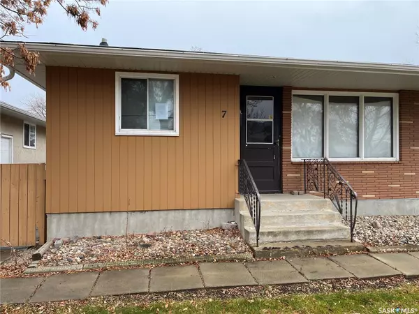 7 McMurchy AVENUE,  Regina,  SK S4R 3G1