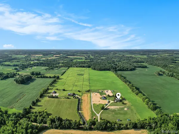 Laingsburg, MI 48848,8584 E Parker RD