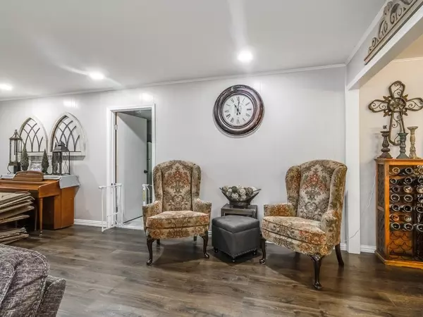 Blooming Grove, TX 76626,217 W Grady Street