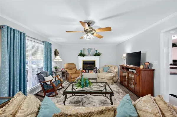 Whitesboro, TX 76273,230 Center Street