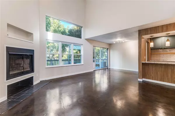 Dallas, TX 75231,9222 Church Road #110