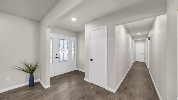 Burleson, TX 76028,11001 Oak Grove Road S