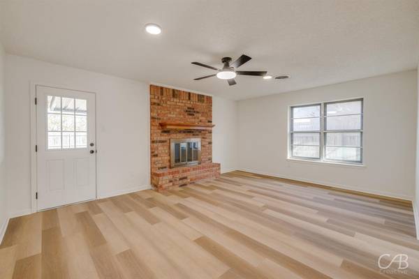 Abilene, TX 79605,5272 Benbrook Street