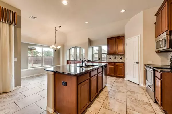 Midlothian, TX 76065,5422 Leander Way