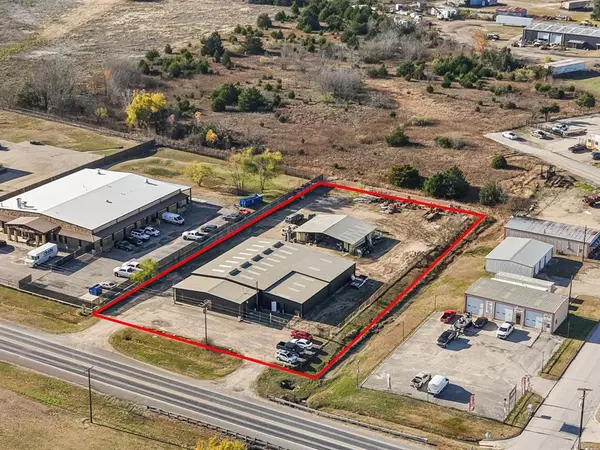 1742 S US Highway 287, Corsicana, TX 75110