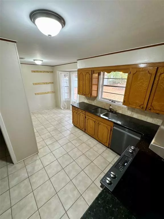 Shreveport, LA 71119,3020 pines Road