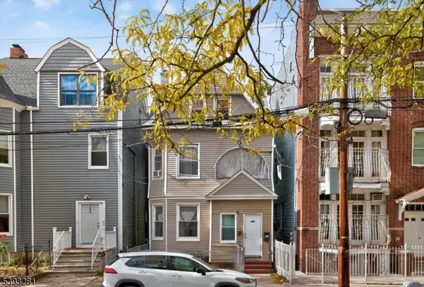 Newark City, NJ 07107,186 3Rd St