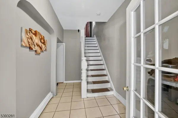 Newark City, NJ 07107,186 3Rd St