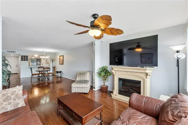 Tamarac, FL 33321,9635 N Belfort Cir #109