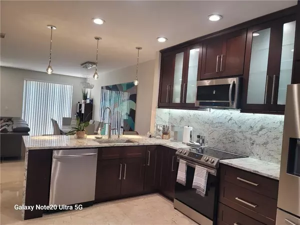 Cooper City, FL 33328,9706 Darlington Pl