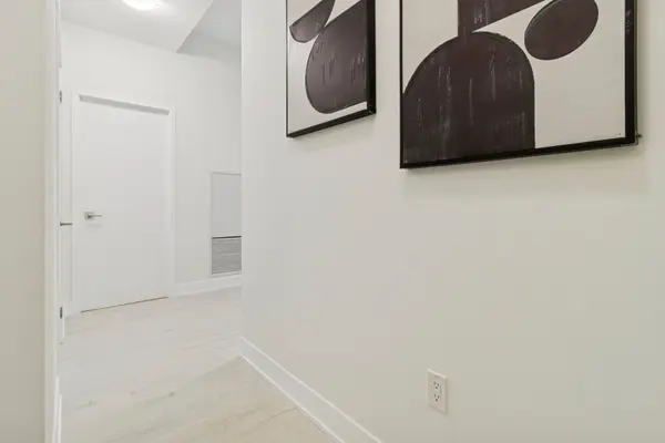 Vaughan, ON L4K 0K5,2908 Hwy 7 N/A #525