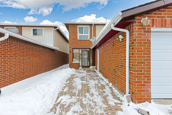 Markham, ON L3R 3E3,152 Risebrough Circuit