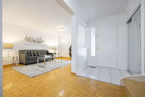 Markham, ON L3R 3E3,152 Risebrough Circuit