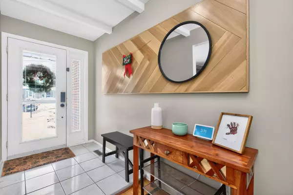 Midland, ON L4R 1H2,958 Montreal ST