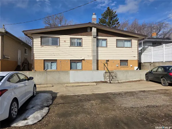 Swift Current, SK S9H 0Y2,459 6th AVENUE NW