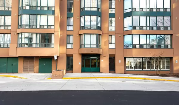 Mississauga, ON L5B 3Z2,155 Hillcrest AVE #201