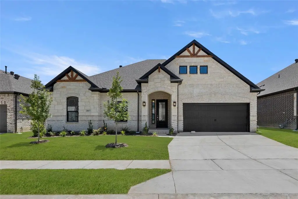 Justin, TX 76247,1017 Moss Grove Trail