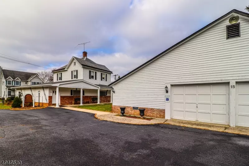 Califon Boro, NJ 07830,15 Academy St