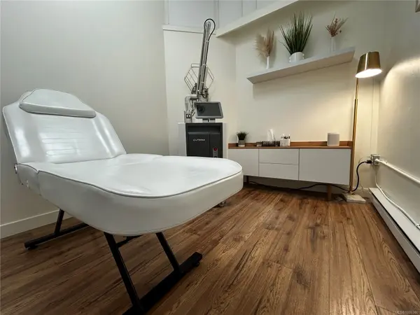 151 Jubilee St, Duncan, BC V9L 1W6