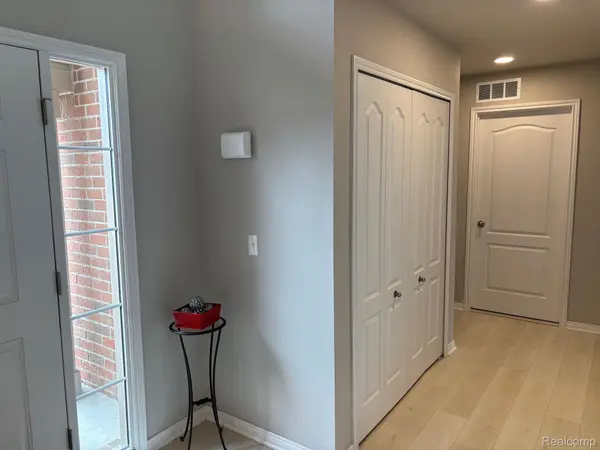 Chesterfield, MI 48047,33802 AU SABLE DR