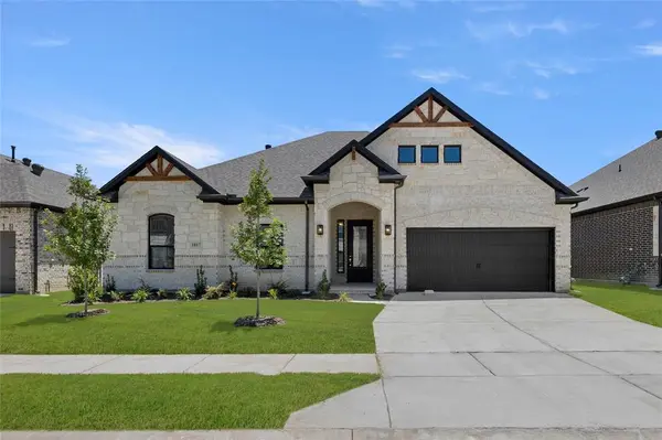 1017 Moss Grove Trail,  Justin,  TX 76247