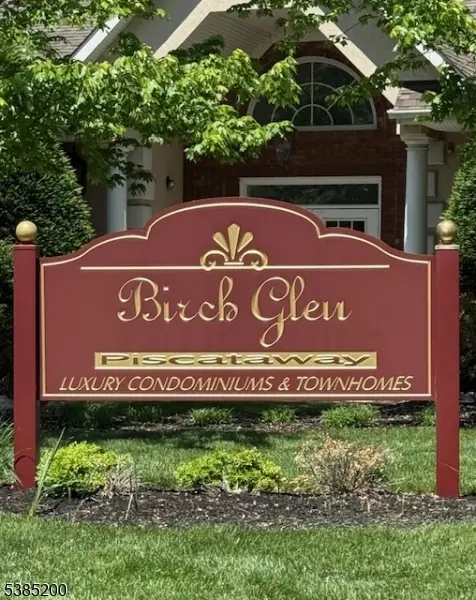 60 Forest Dr #60,  Piscataway Twp.,  NJ 08854