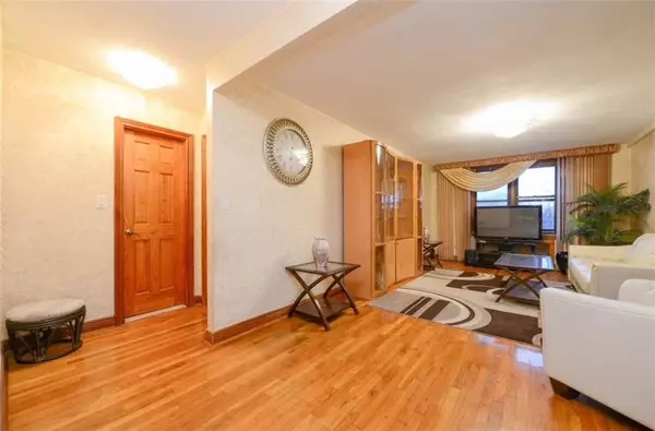 Queens, NY 11375,67-30 Dartmouth ST #7S