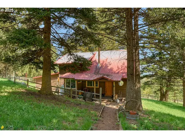 Joseph, OR 97846,83863 OLLOKOT LN