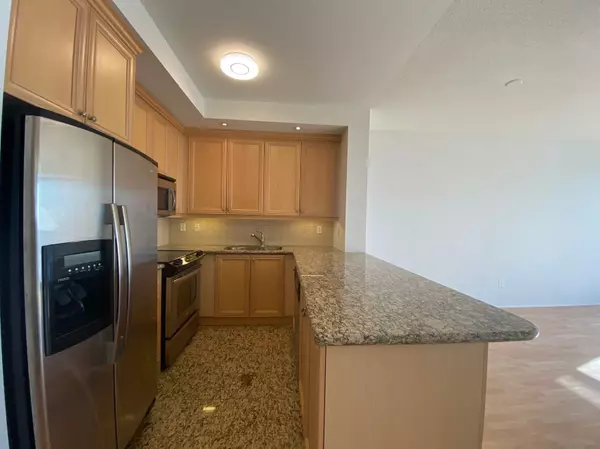 Toronto C01, ON M5V 1A8,628 Fleet ST #629