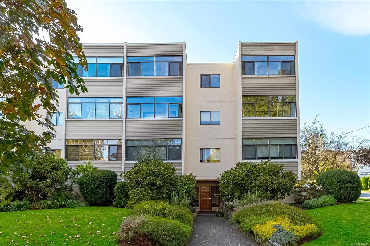 Victoria, BC V8Z 3Z3,924 Cook St #401